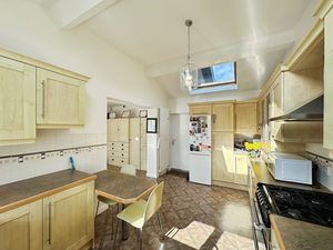 Photo 17- click for photo gallery